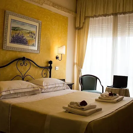 فندق Ristorante Tre Stelle