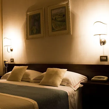 فندق Ristorante Tre Stelle