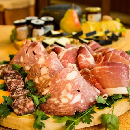 فندق Ristorante Tre Stelle سانْتالبينو