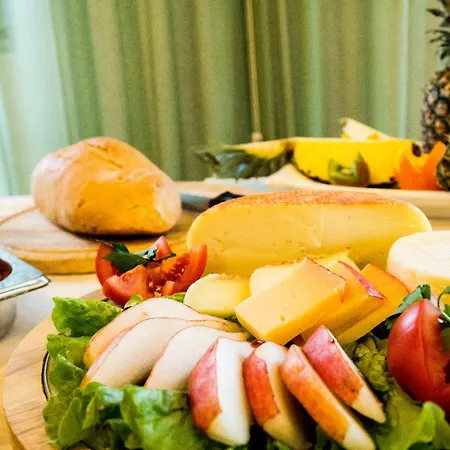 فندق Ristorante Tre Stelle سانْتالبينو